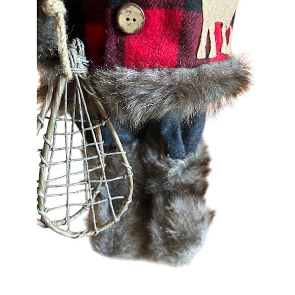 Rustic 1990s Woodland Santa Claus Figure Snowshoes & Tree Cabin Christmas Decor - Picture 5 of 7